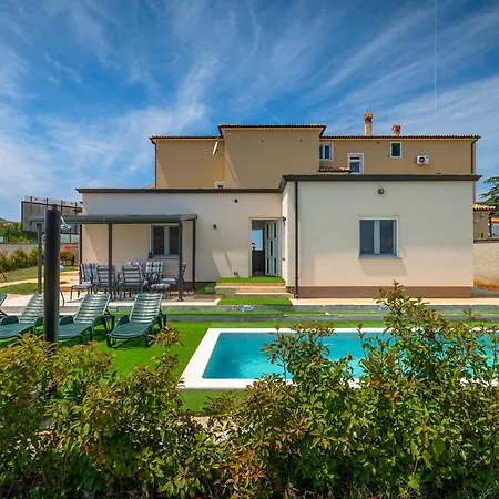 Giorgina * Банджоле